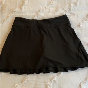 Size 4 tall black VINTAGE Lululemon Skirt